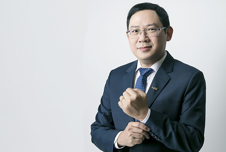 Hội đồng Quản trị Ngân hàng ACB quyết định bổ nhiệm ông Từ Tiến Phát, thay ông Đỗ Minh Toàn làm Tổng Giám đốc ACB.