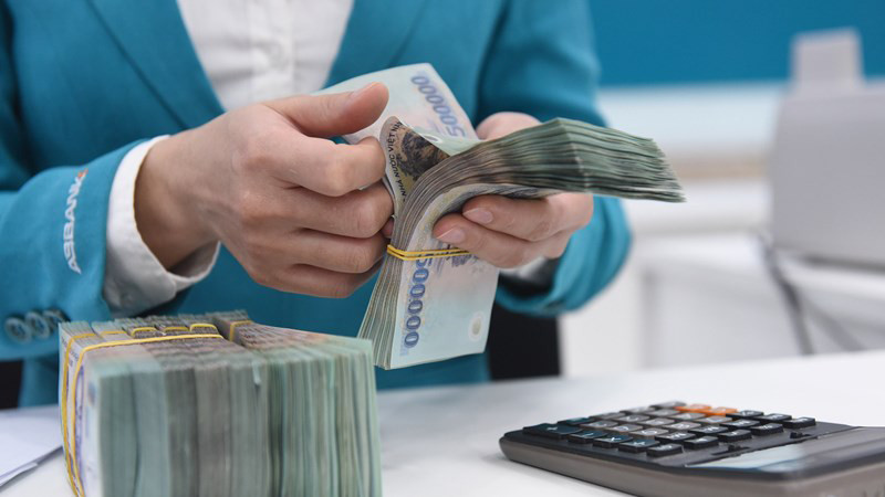 Theo giới phân tích, lãi suất liên ngân hàng, khó hạ nhiệt sớm trong bối cảnh xu hướng tăng lãi suất trên toàn cầu vẫn có thể tiếp diễn. 