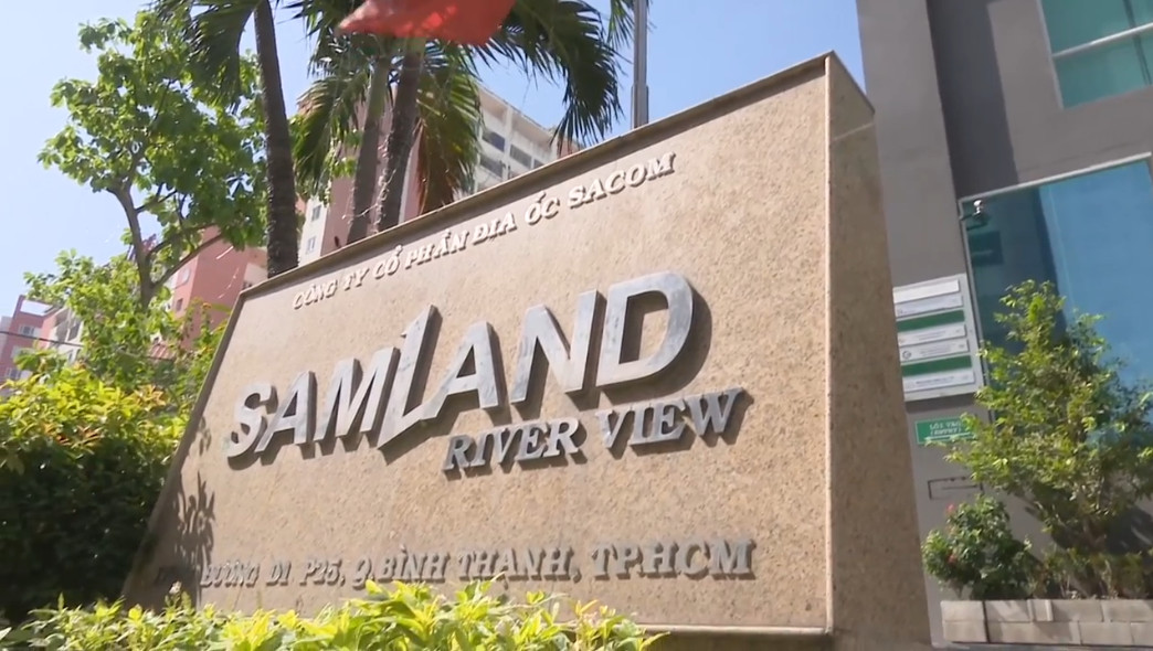 Sau khi trừ các chi phí, đặc biệt là chi phí tài chính, Samland lỗ ròng 61,8 tỷ đồng trong khi năm 2021 lãi 6 tỷ đồng.