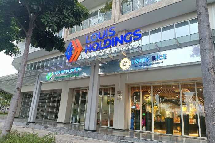 Louis Holdings bị phạt tiền 70 triệu đồng do công bố thông tin không đúng thời hạn theo quy định pháp luật.