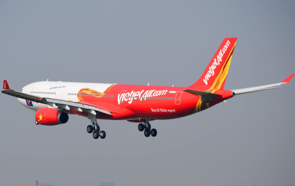 Theo HĐQT của Vietjet giá của đợt phát hành này là 135.000 đồng/cp, số tiền thu về dự kiến là 4.698 tỷ đồng. 