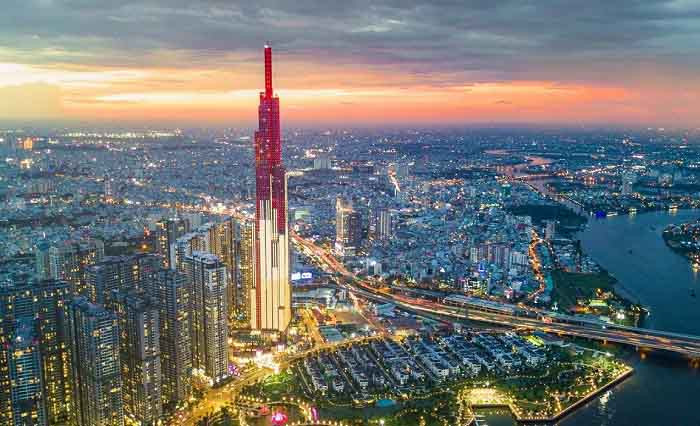 Năm 2018, Coteccons bàn giao công trình được xem như “biểu tượng của Việt Nam”, Landmark 81 của Tập đoàn VinGroup. Đây cũng là năm mà Coteccons khẳng định vị trí số 1 của mình. 