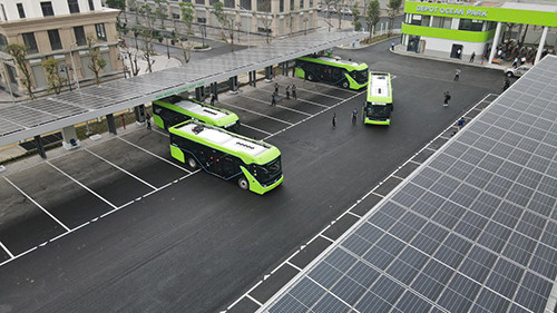 Trạm sạc nhanh công suất lớn giúp xe sạc đầy chỉ trong 2 giờ đồng hồ.