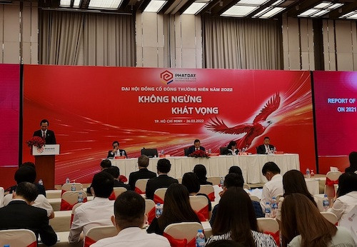 Ông Nguyễn Văn Đạt, Chủ tịch HĐQT Phát Đạt cho biết, đất hiện có của công ty rất nhiều, nhiều địa điểm còn chưa kịp đưa vào tài liệu