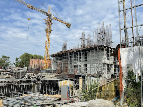 C-Holdings của Cường Đô la từng bị xử phạt 40 triệu đồng vì xây trái phép hầm móng dự án C-River View, nay lại tiếp tục tái phạm. Ảnh: V.D