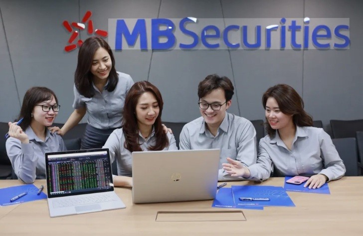 mbs-vay-1783475919.jpg