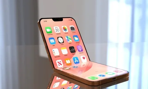 Apple sắp tung ra iPhone gập và dùng công nghệ của Samsung Display