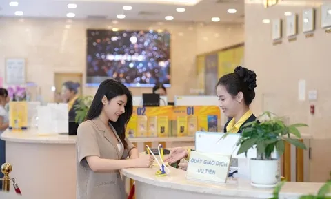 Nam A Bank giảm đồng loạt lãi suất, tung hơn 25.000 tỷ đồng vốn ưu đãi hỗ trợ doanh nghiệp