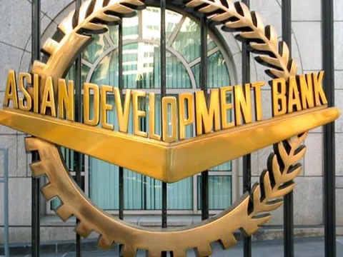 ADB hạ dự báo tăng trưởng của Việt Nam xuống còn 5,8%