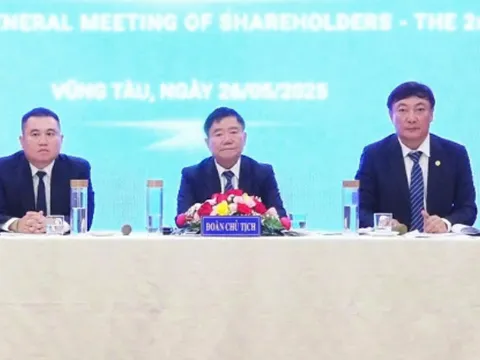 Gia đình của ông Đoàn Hữu Thuận, Chủ tịch Hodeco bị bán giải chấp hàng triệu cổ phiếu HDC